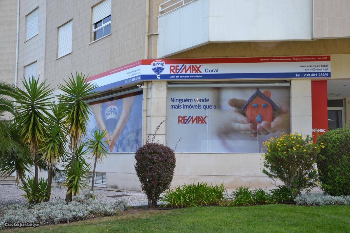 Re/max Coral