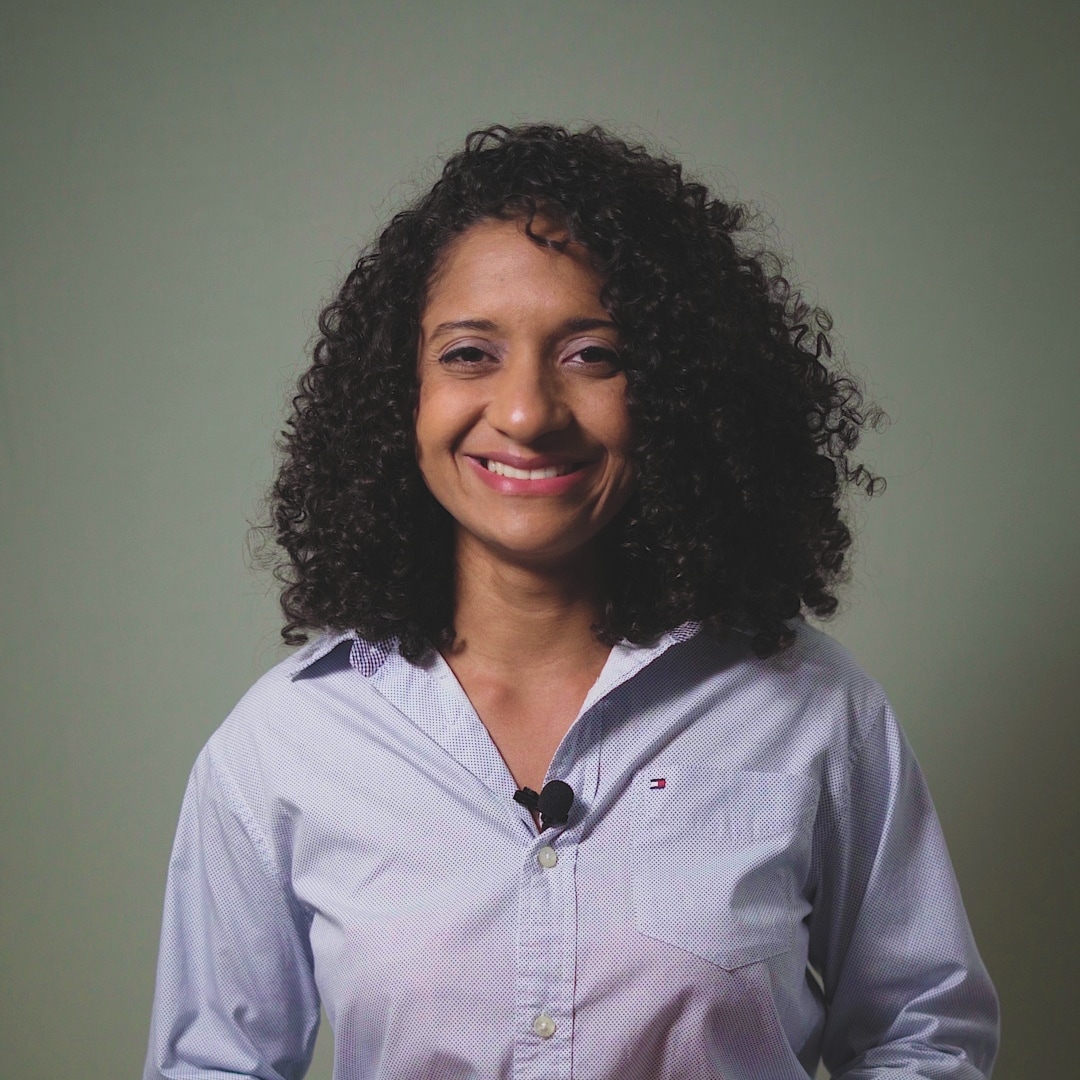 Martha Thawanda Oliveira